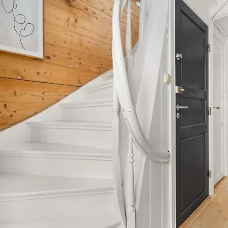 아파트 Bryggen Historical Townhouse I Rooftop Views! *