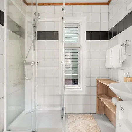 Bryggen Historical Townhouse I Rooftop Views! 아파트 베르겐